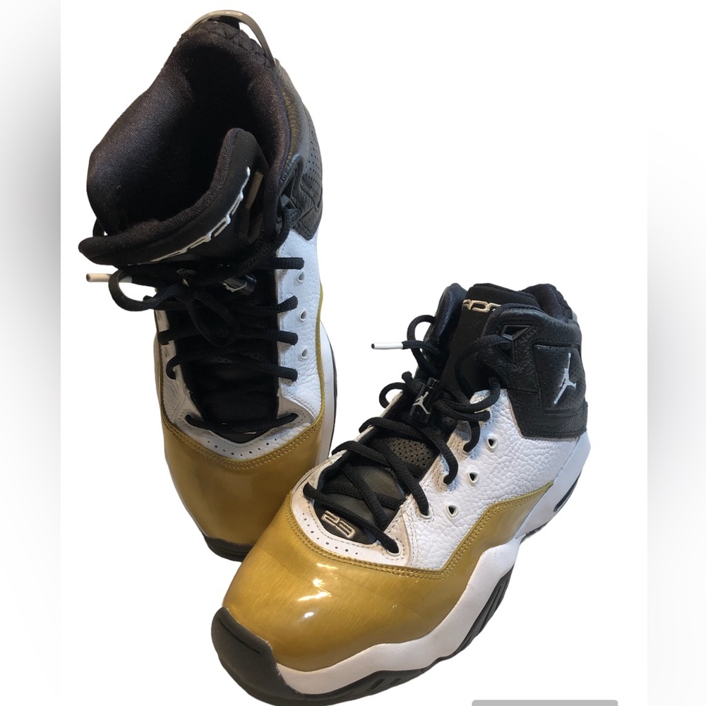 Size 9 - Jordan B'Loyal Loyal White Black Gold No Box Very Gently Worn